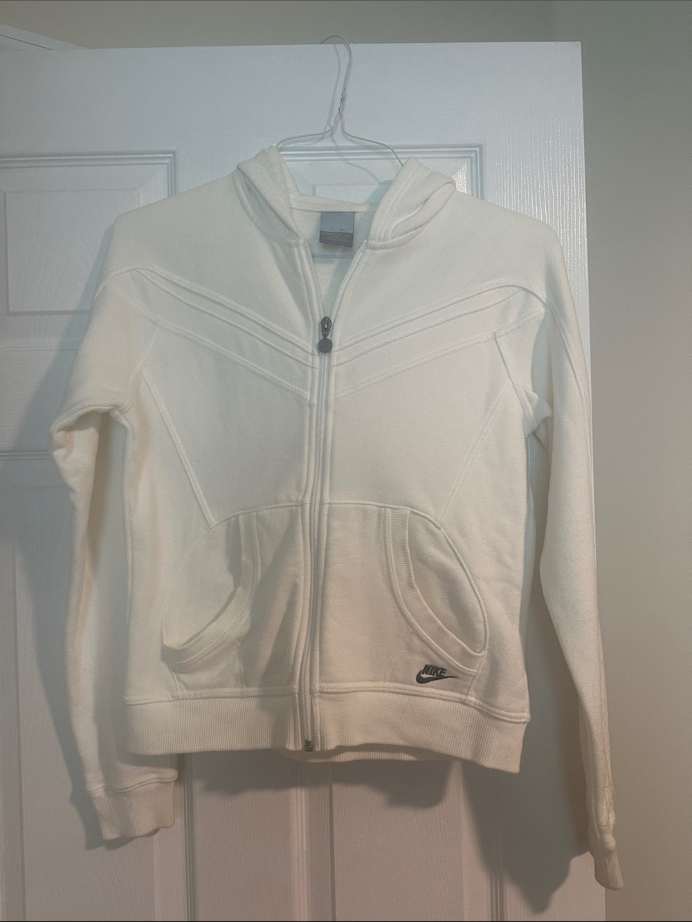 Nike Women's White Zip-Up Hooded Jacket
